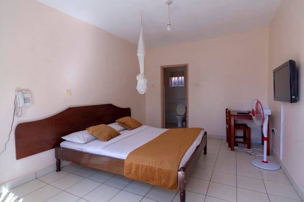 Safari Homes 2