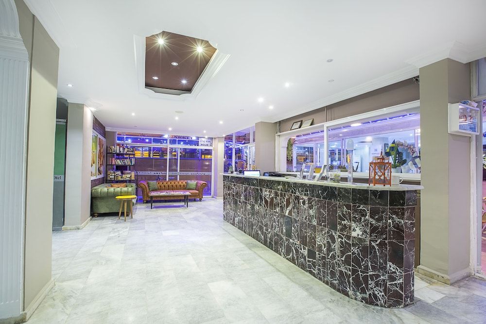 Bayram Apart Hotel 1