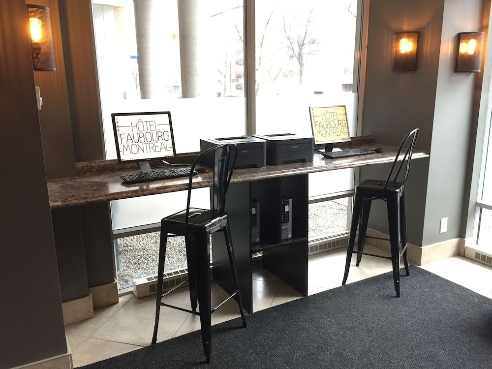 Hotel Faubourg Montreal Centre-Ville Downtown 2
