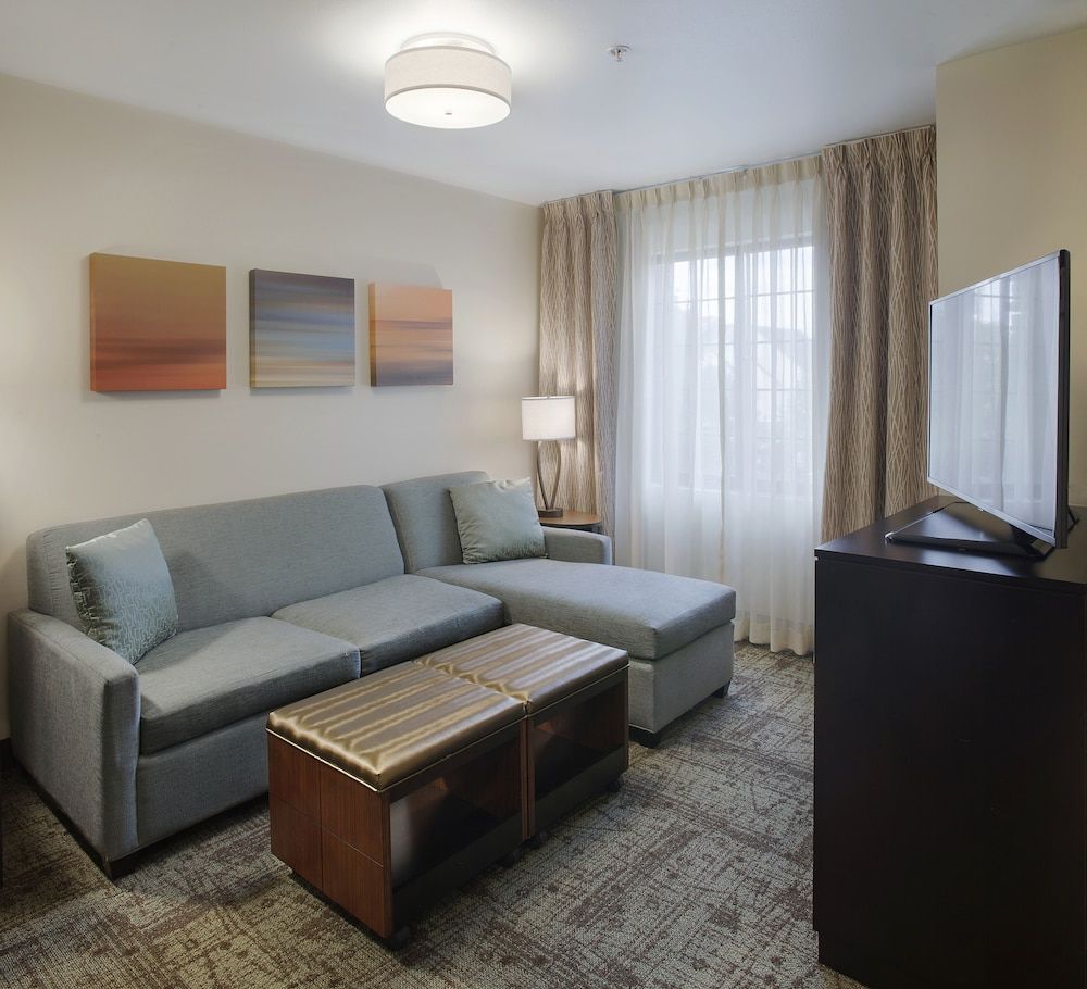 Staybridge Suites FAYETTEVILLE/UNIV OF ARKANSAS by IHG 2