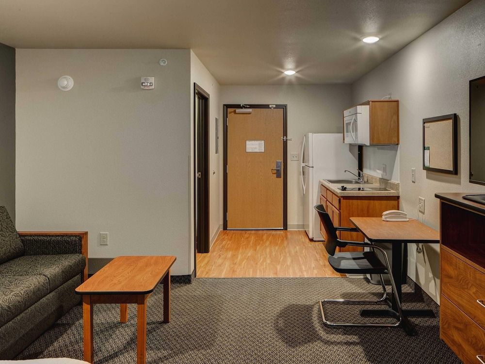 WoodSpring Suites Columbus NE I-270 Airport 2