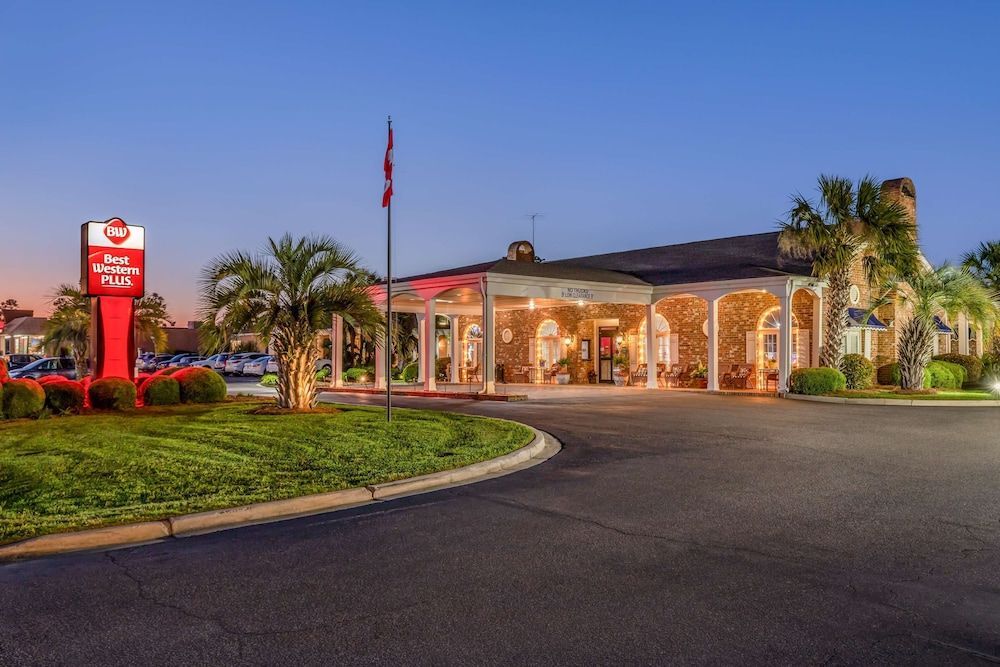 Best Western PLUS Santee Inn 1