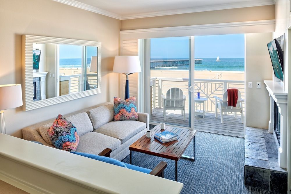 Beach House Hotel at Hermosa Beach 2
