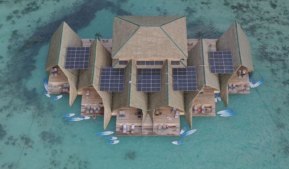 Paolyn Houseboats Coron Island 1