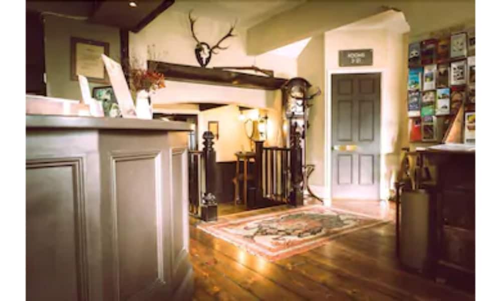 Les Douvres Hotel 2