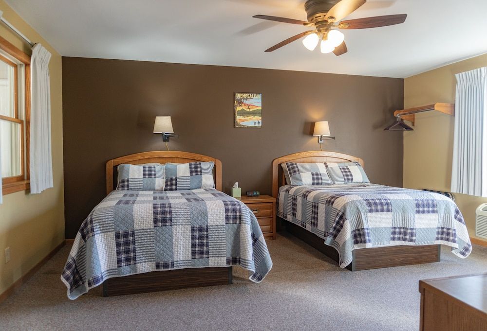 Little Bluff Inn 2