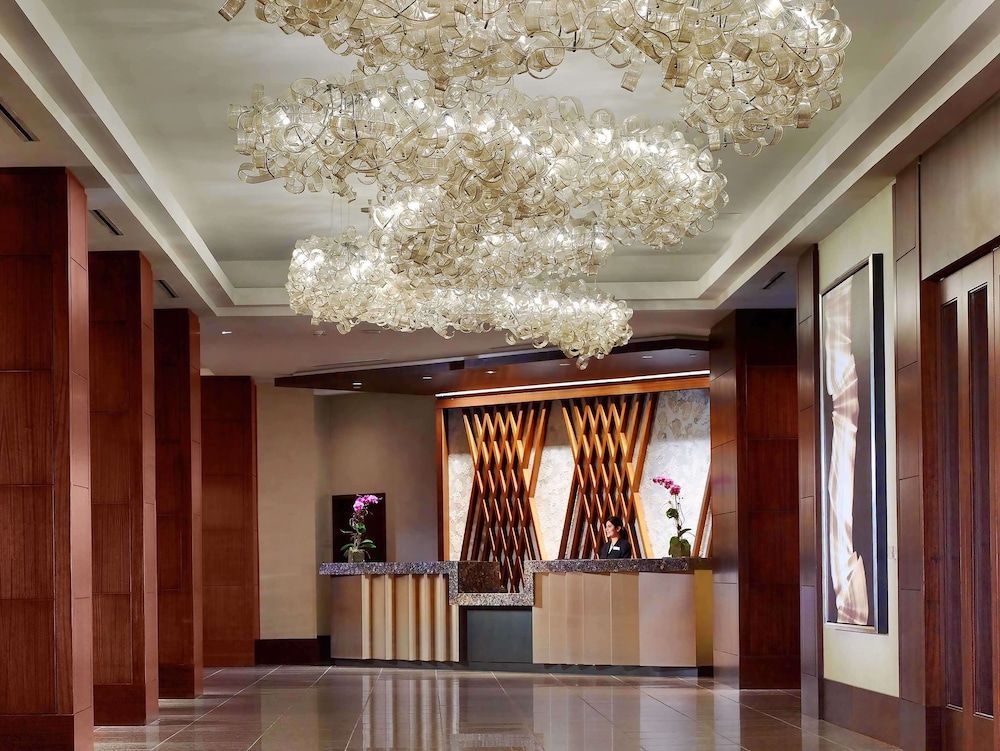The Royal Sonesta Houston Galleria 2
