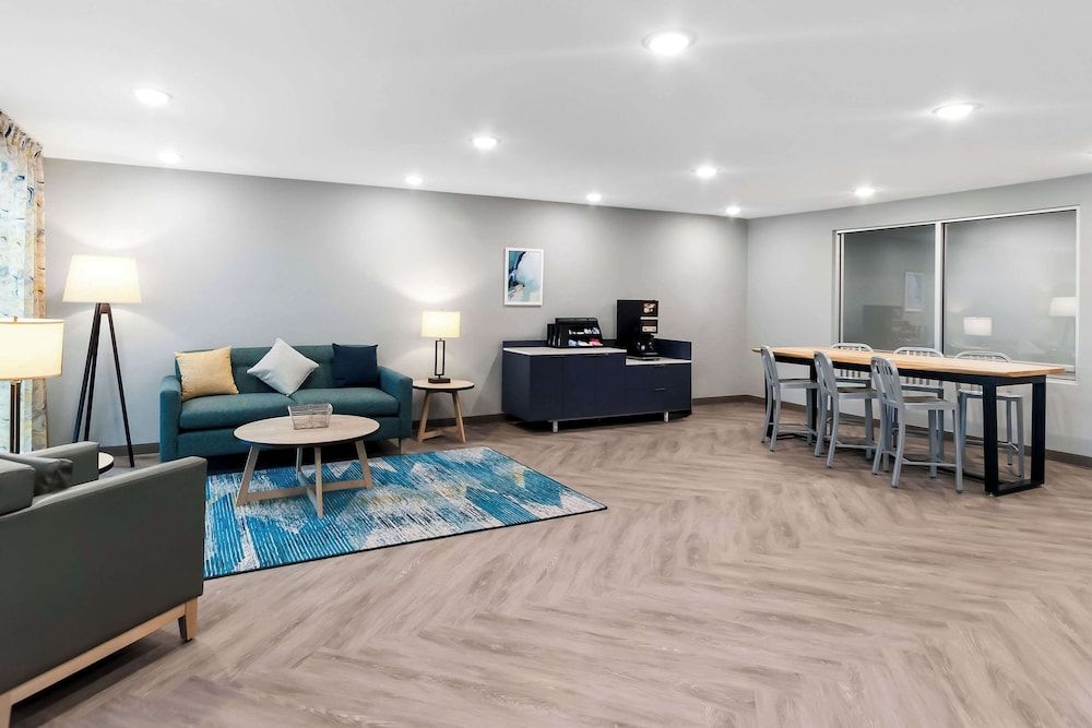 WoodSpring Suites Pensacola West 2