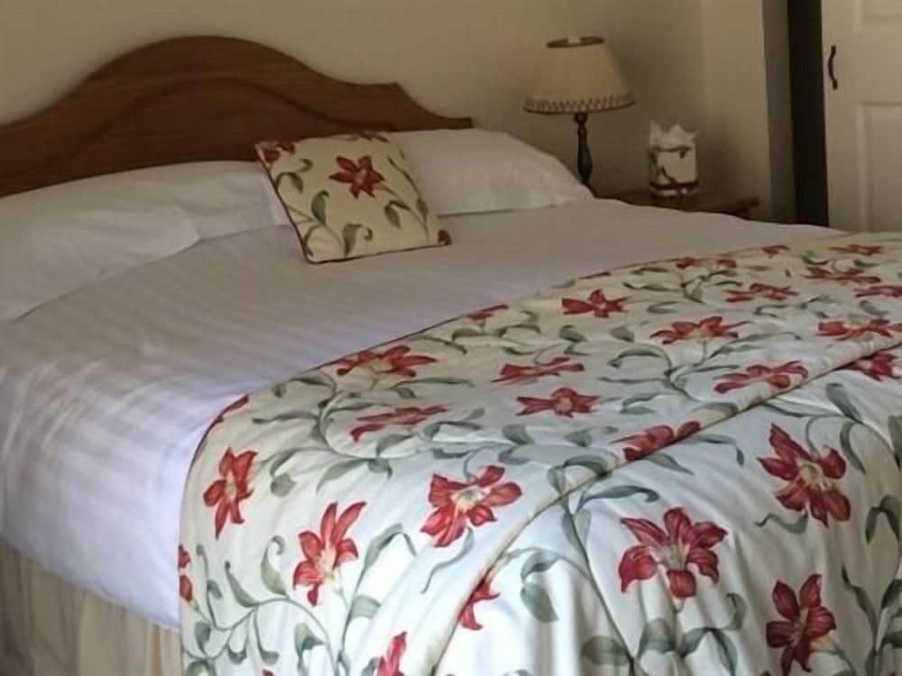 Whashton Springs Farmhouse B&B 2