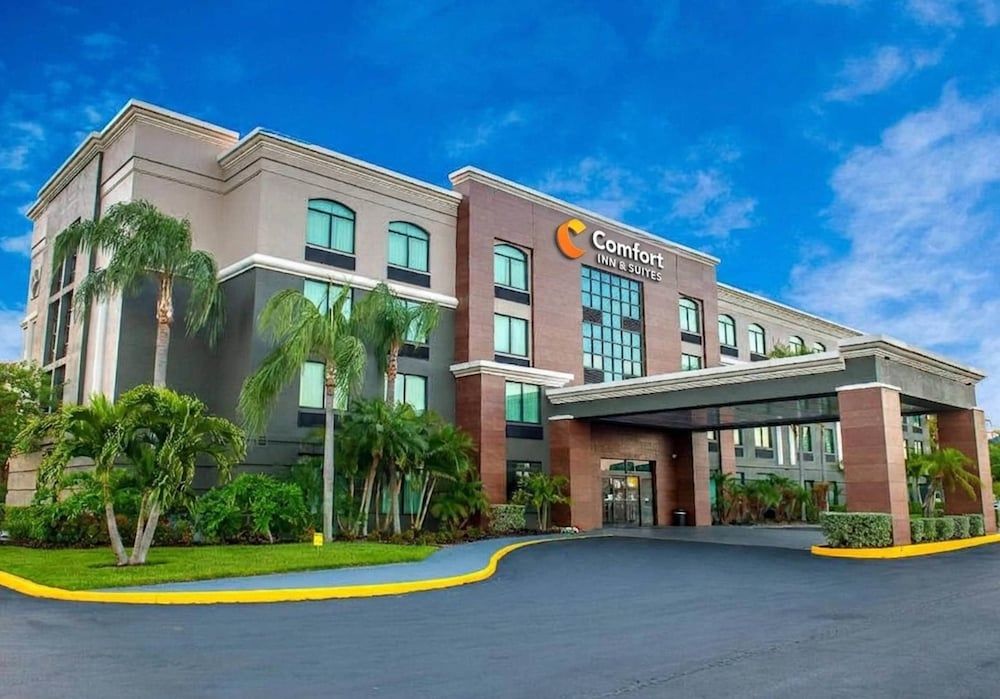 Comfort Inn & Suites Clearwater South 1