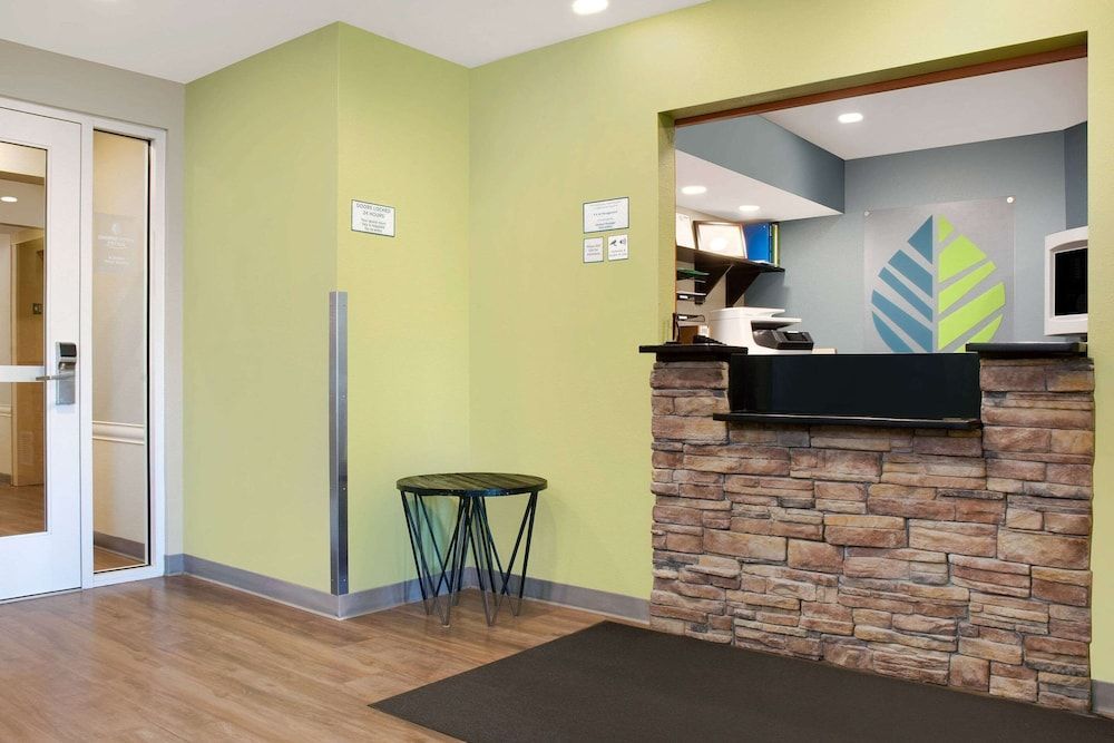 WoodSpring Suites Nashville Airport 2