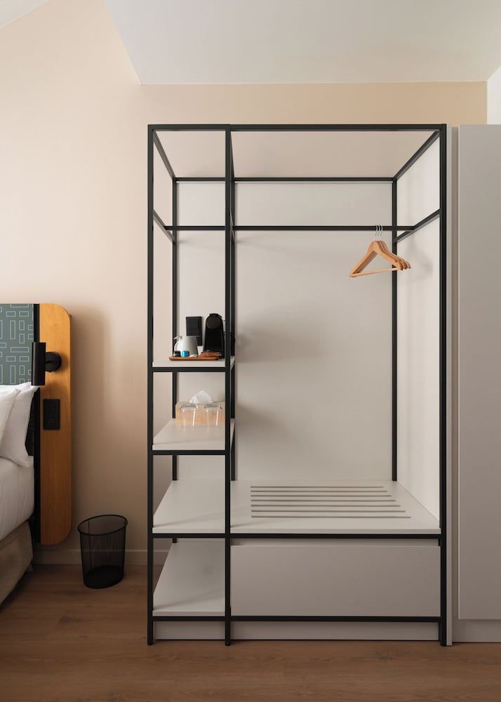 Limehome Versailles Rue du Bailliage 2