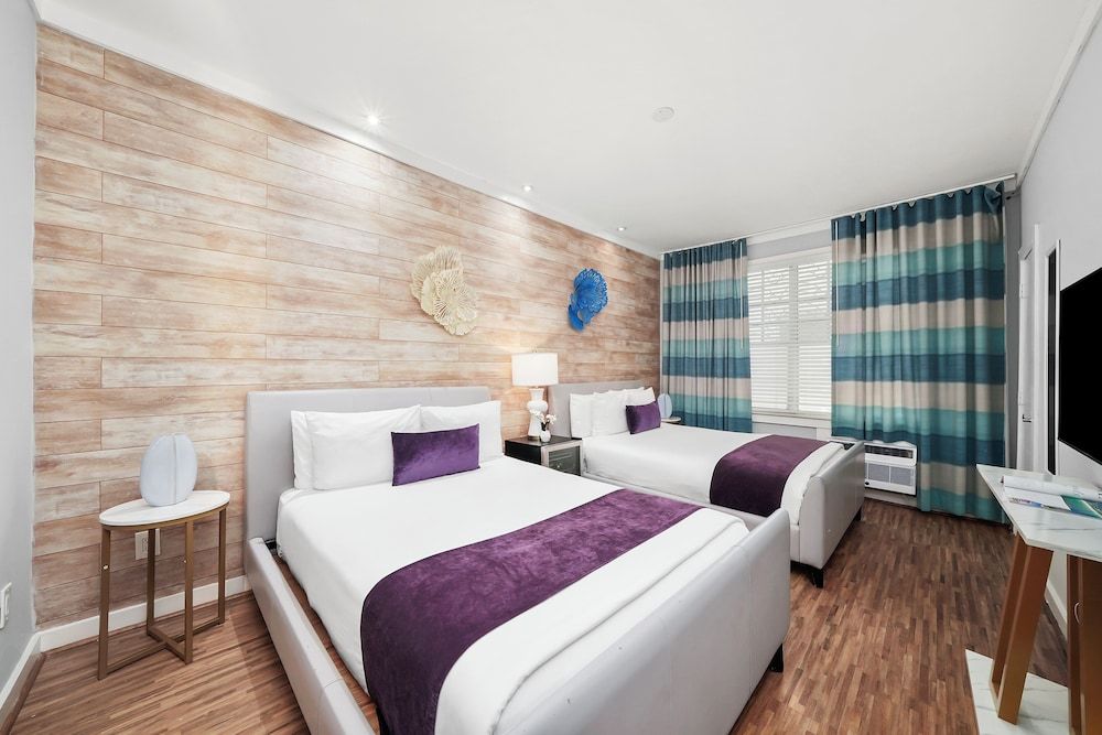 Shelley Hotel 2
