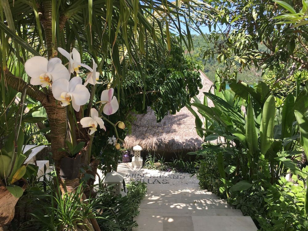 Twin Island Villas & Dive Resort 2