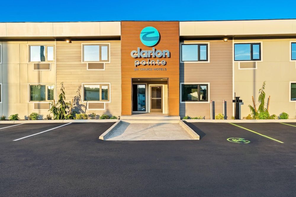 Clarion Pointe Kent - Seattle South 1