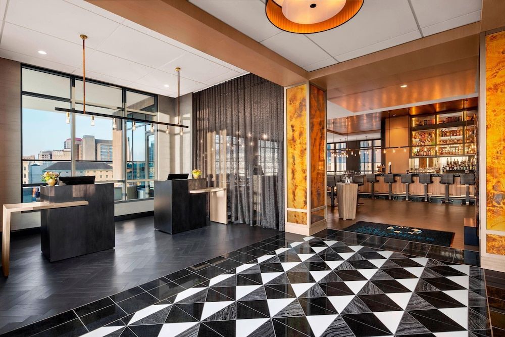 The Oaklander Hotel, Autograph Collection 1