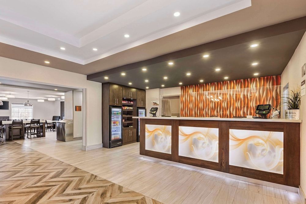 Best Western Plus Executive Inn 2