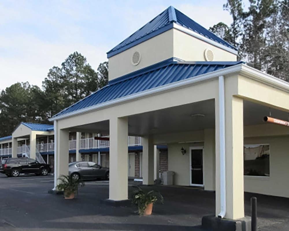 Rodeway Inn Walterboro I-95 1