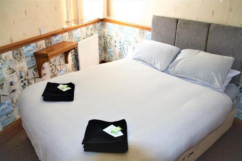 MyRoomz Seaview Hotel 1