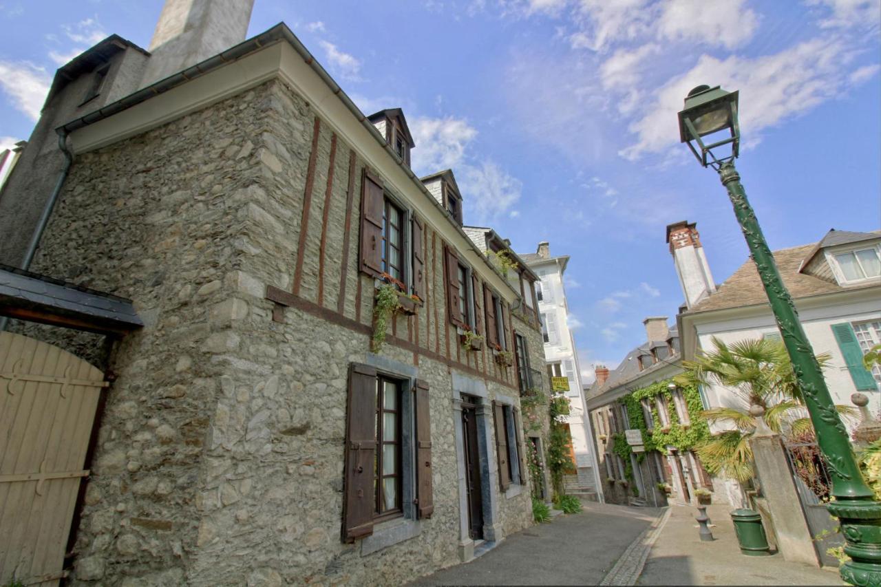 Logis Hôtel Beau Site 1