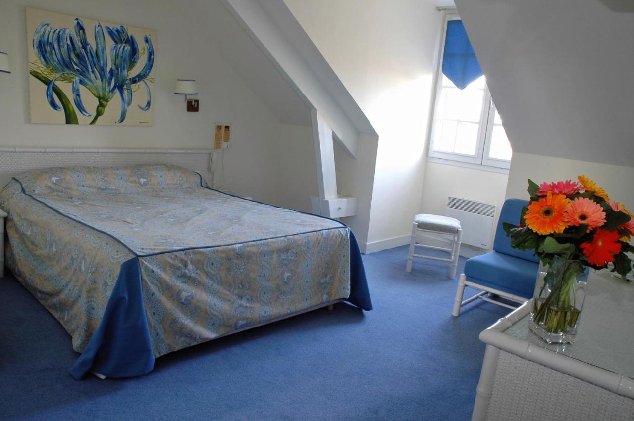 Logis Hôtel Auberge Du Centre Châteaux de la Loire 1