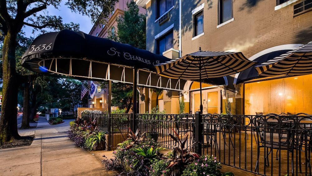 St Charles Inn, Superior Hotel 1