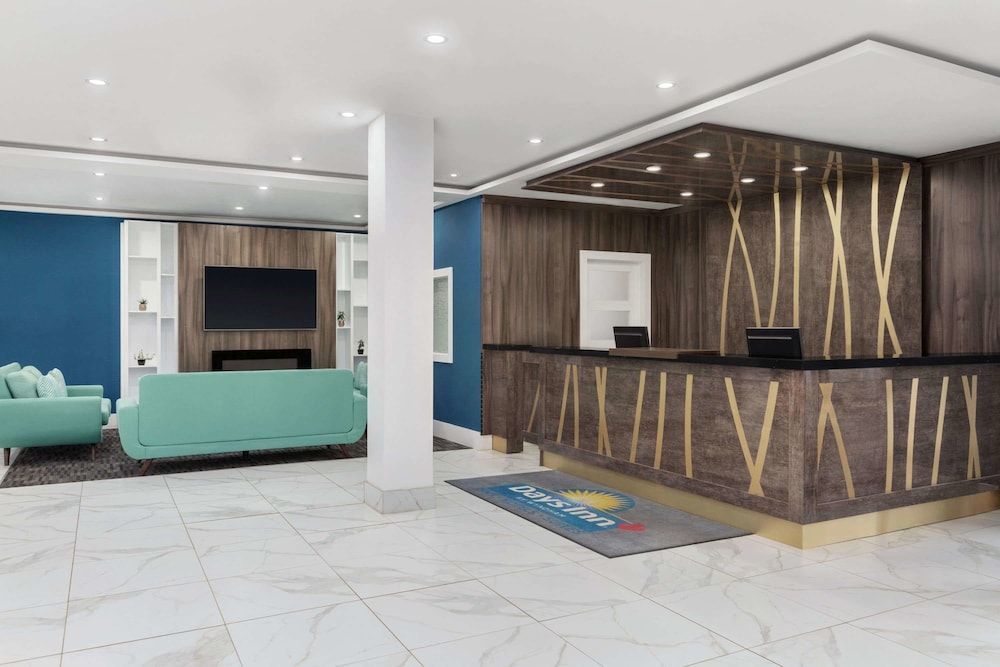 Days Inn by Wyndham Saint John 2