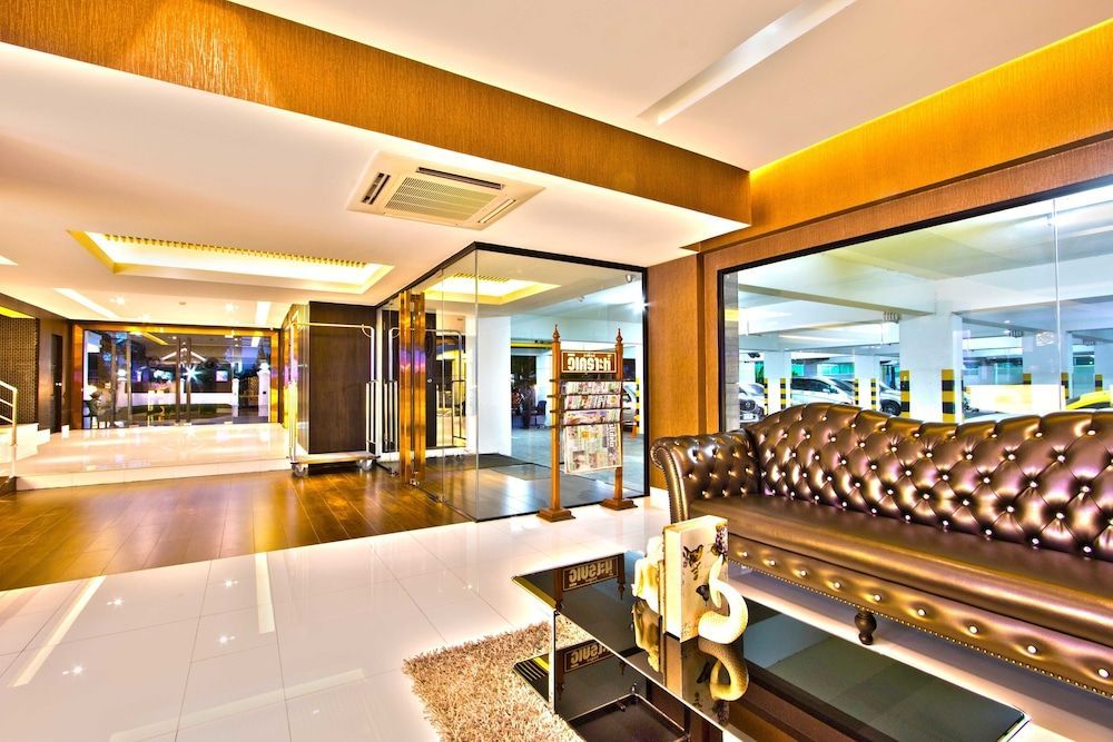 Chateau de Sukhumvit 2