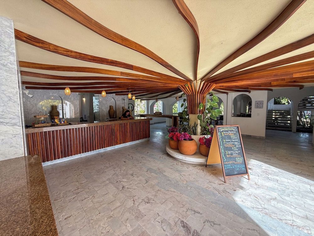 Hotel Villa Mexicana Puerto Escondido 2