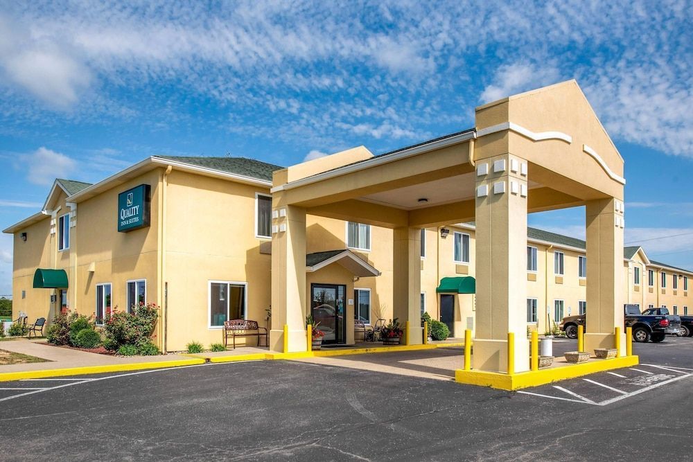 Quality Inn & Suites Brandenburg - Fort Knox 1