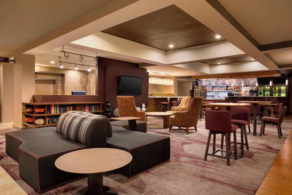 Courtyard by Marriott Champaign 1