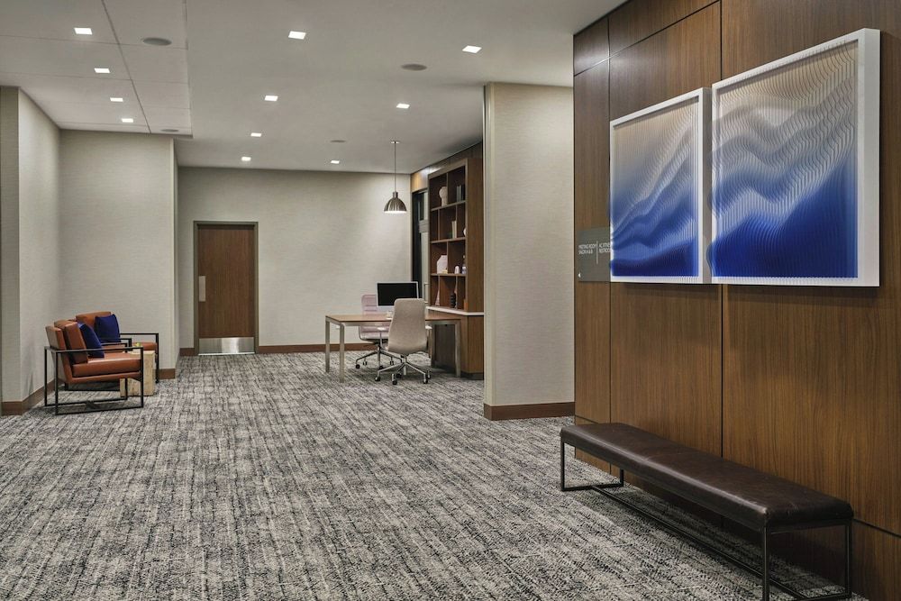 AC Hotel by Marriott Seattle Downtown 2