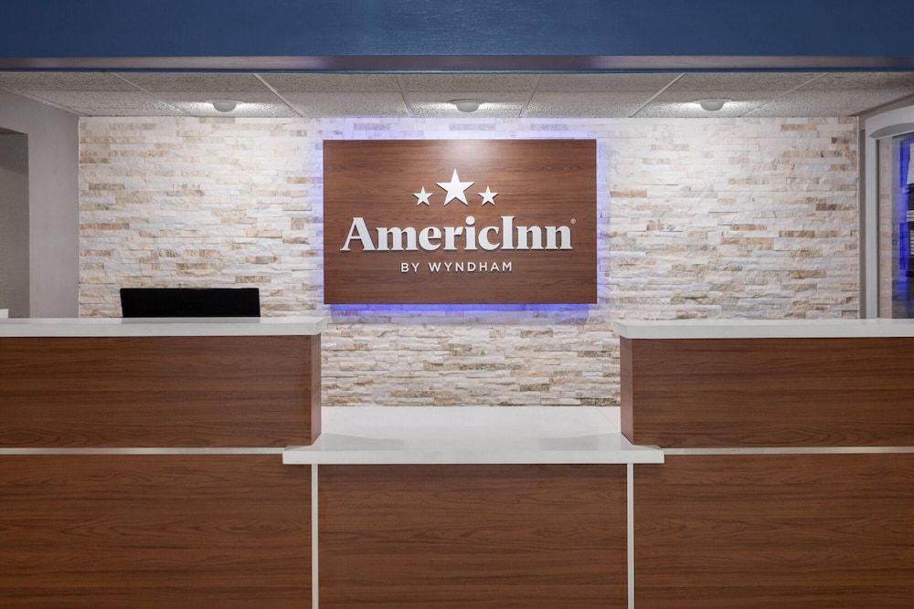 AmericInn by Wyndham Appleton North Little Chute 2