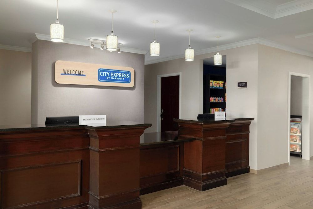 City Express by Marriott Washington, DC Northeast 1