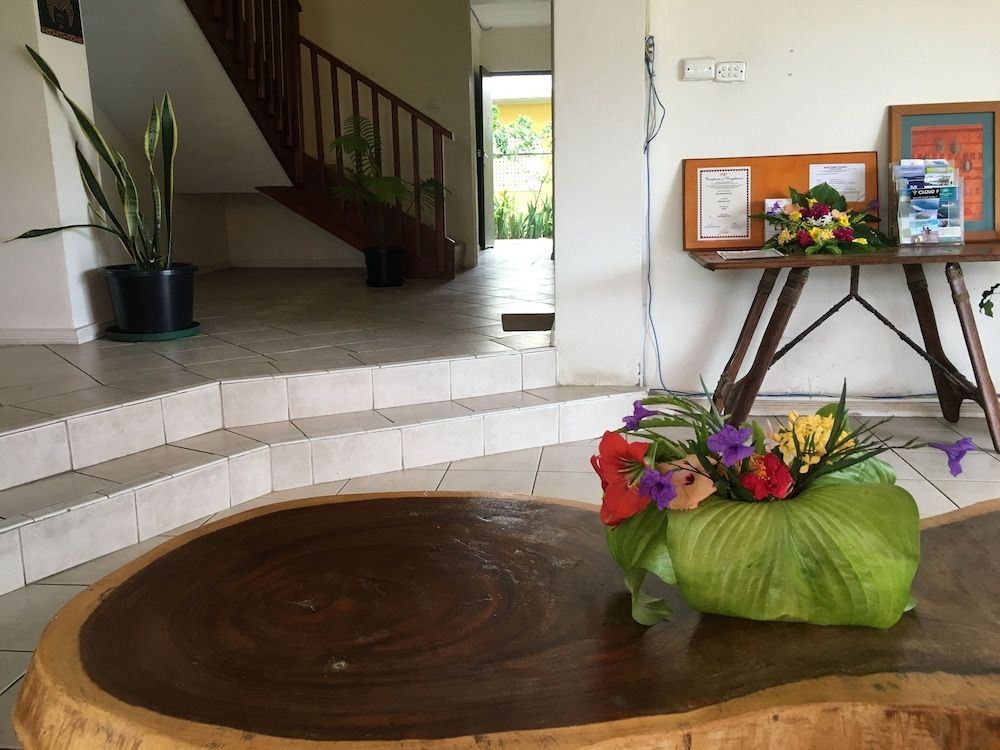 Bluewater Lodge - Hostel 2