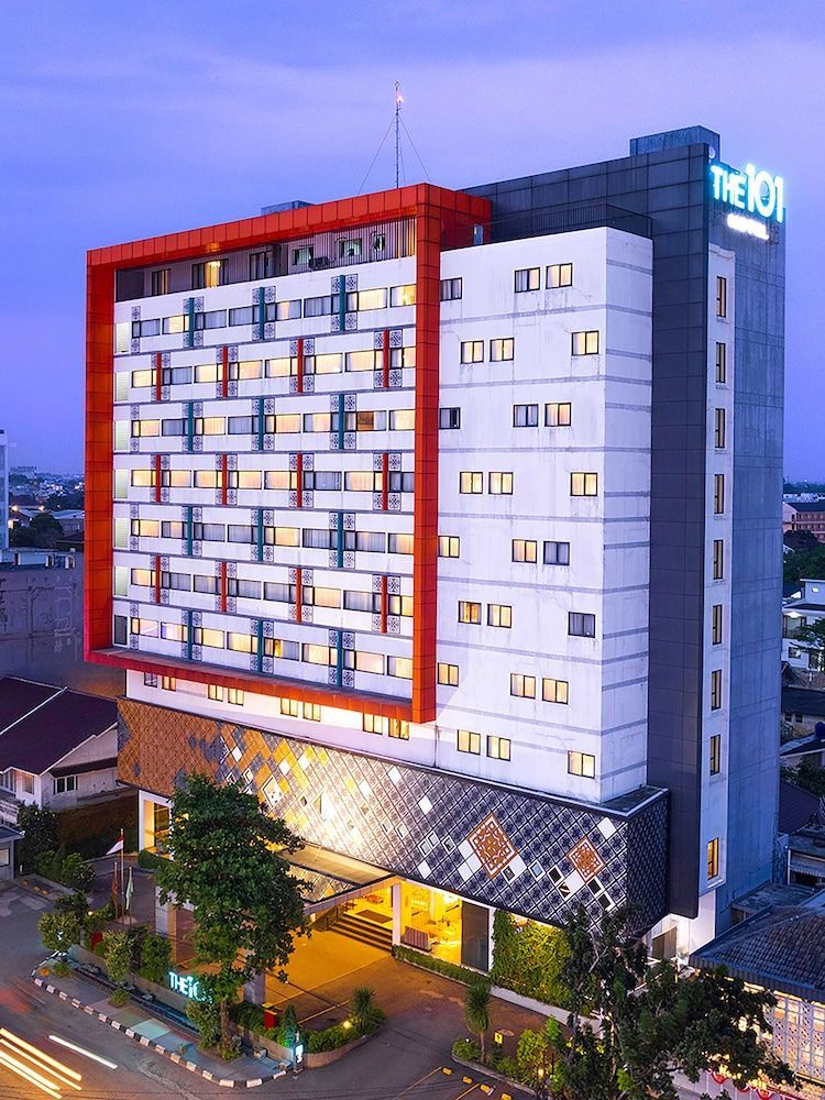 THE 1O1 Palembang Rajawali 1