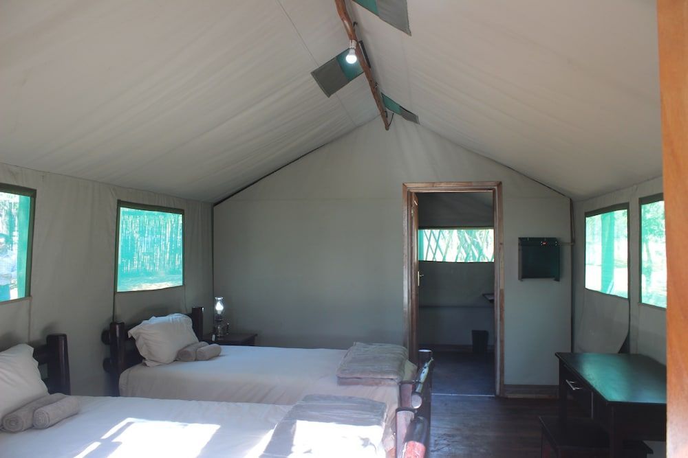 Mtomeni Safari Camp 2