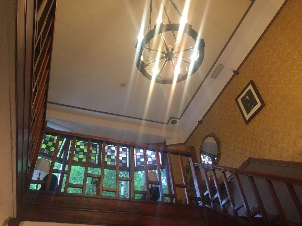 Oakfield Lodge Guest House Stockport 2