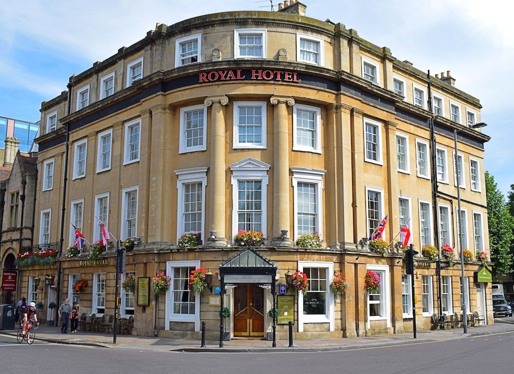 Royal Hotel 1