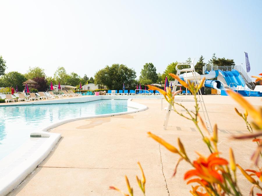 Camping Officiel Siblu Domaine de Dugny 2