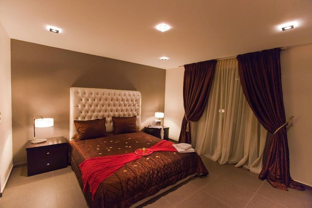 Sandy Point Villas Chania 2
