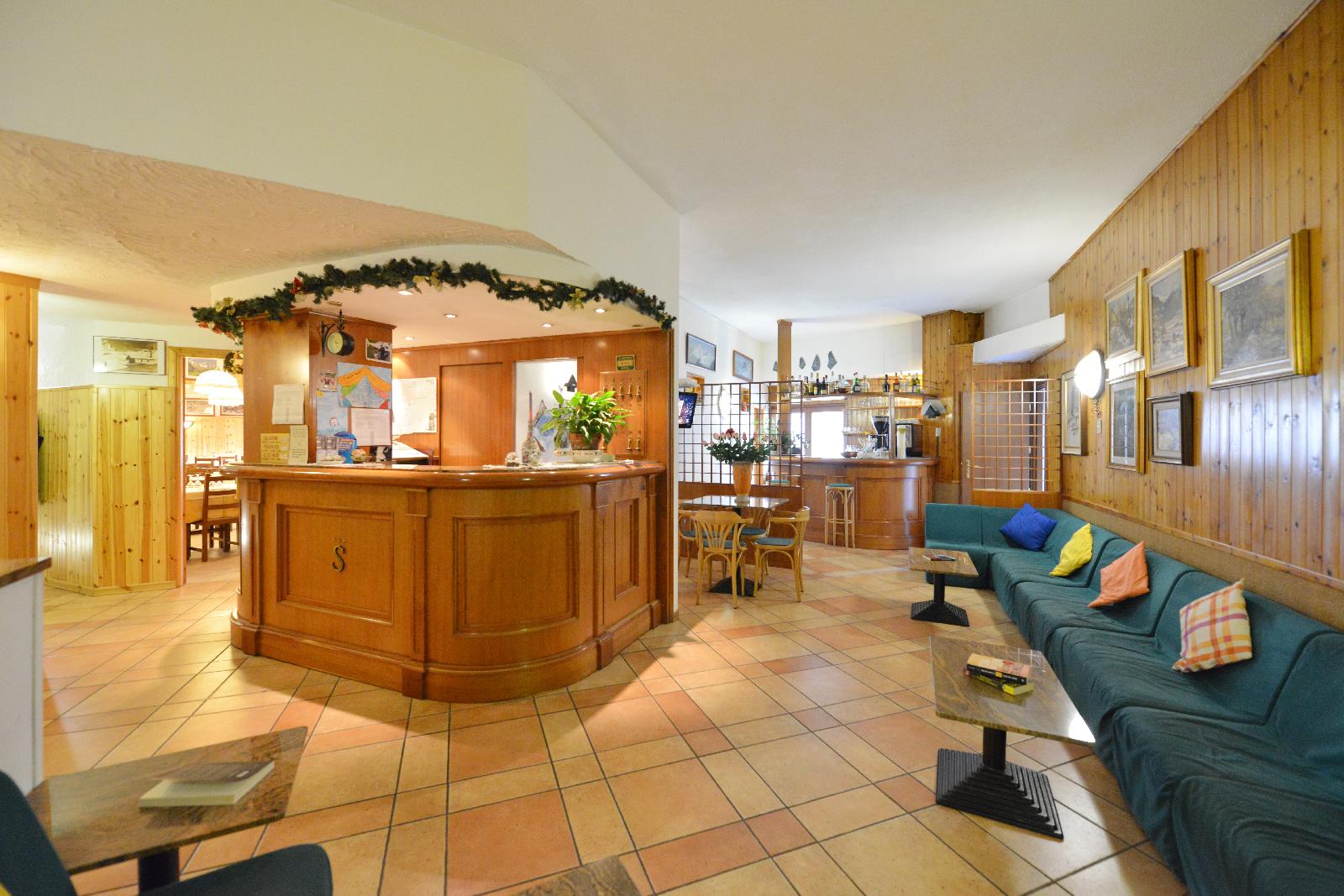 Hotel & Ristorante Serenella 2