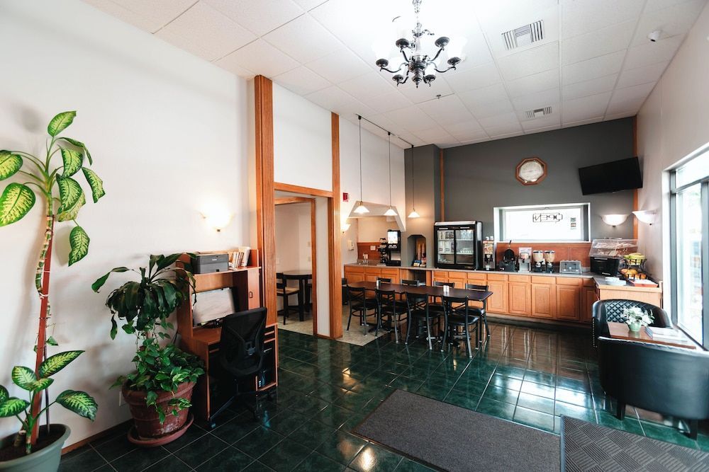 Bay City Inn 2