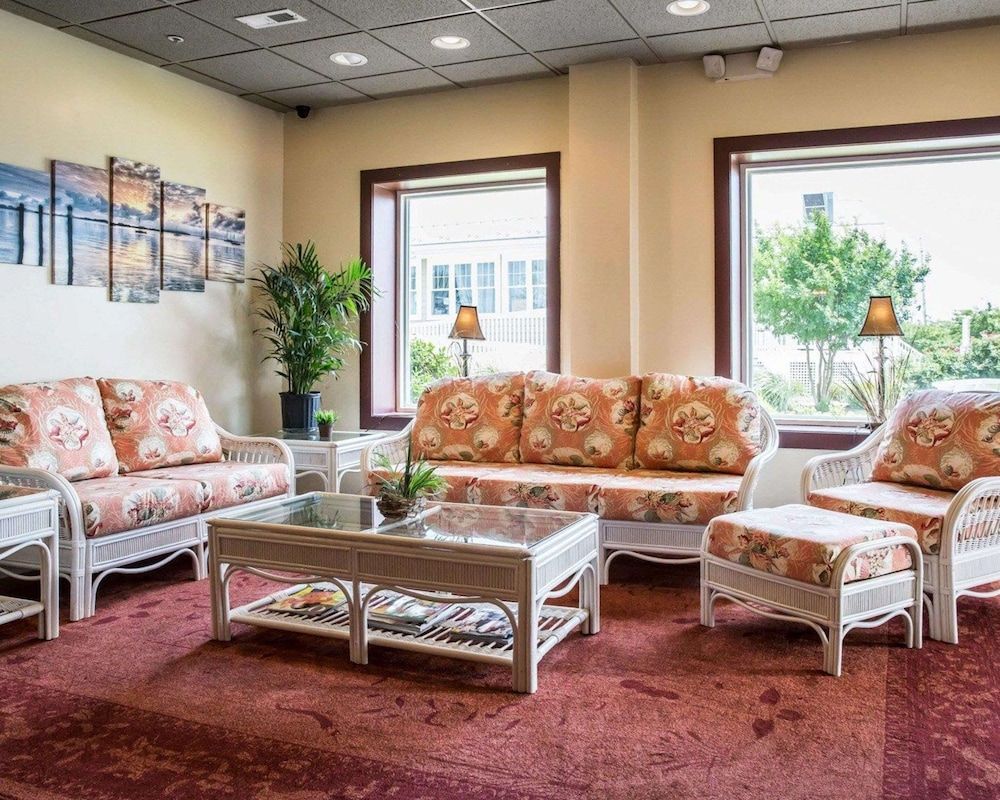 Island Inn & Suites, an Ascend Collection Hotel 2