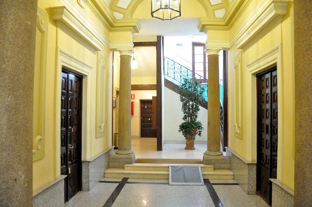 Hostal Castilla II Puerta del Sol 1