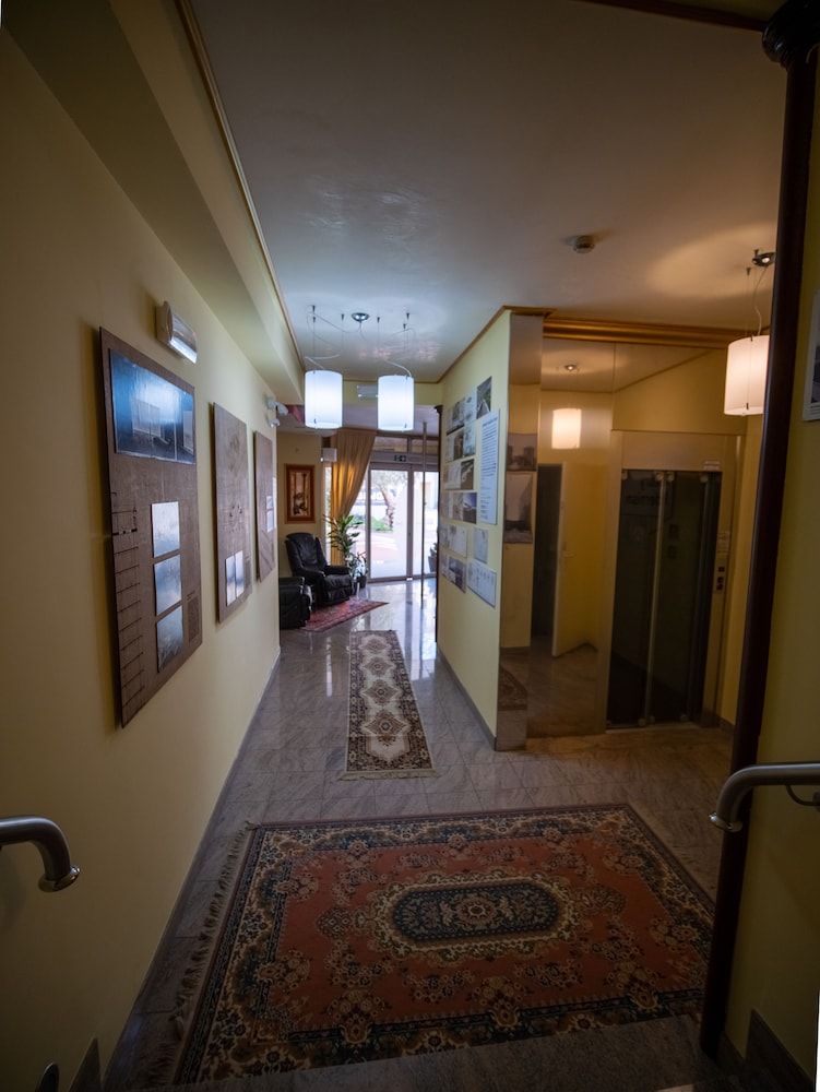 EGO' Hotel 2