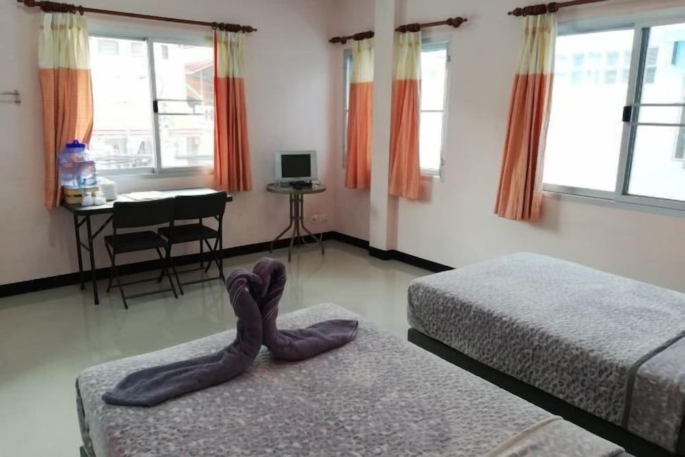 Ocean Room 2