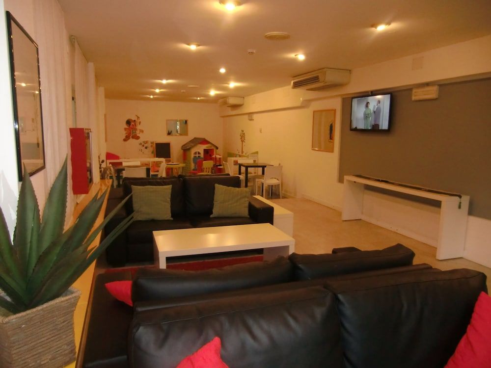 Hotel Desire' 2