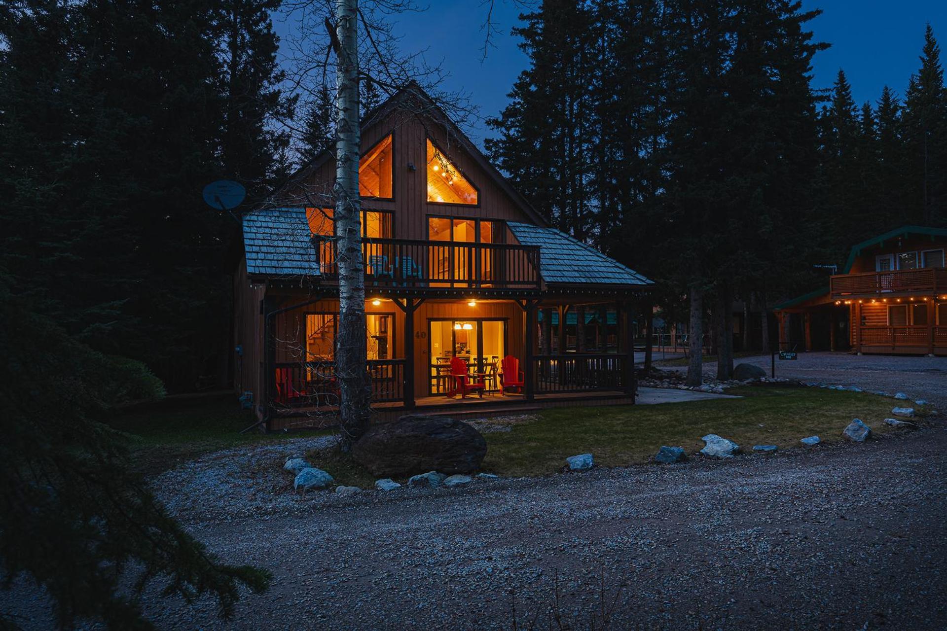 Overlander Mountain Lodge 2