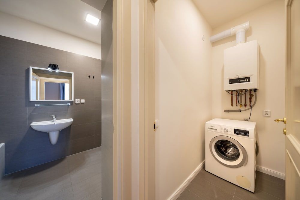 Downtown - Apart Hotel Zborovska 2